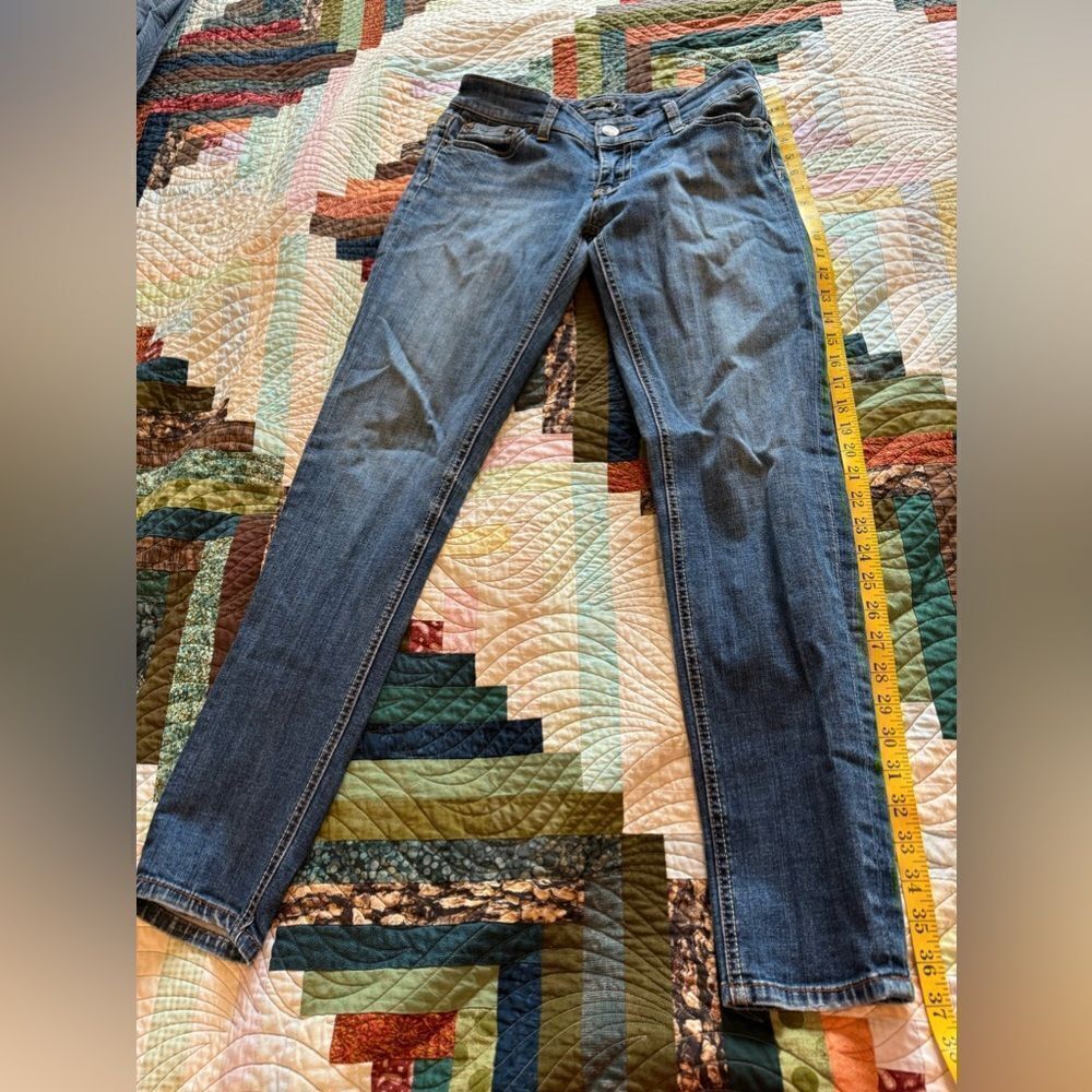 Skinny Jeans Medium Wash Size 26